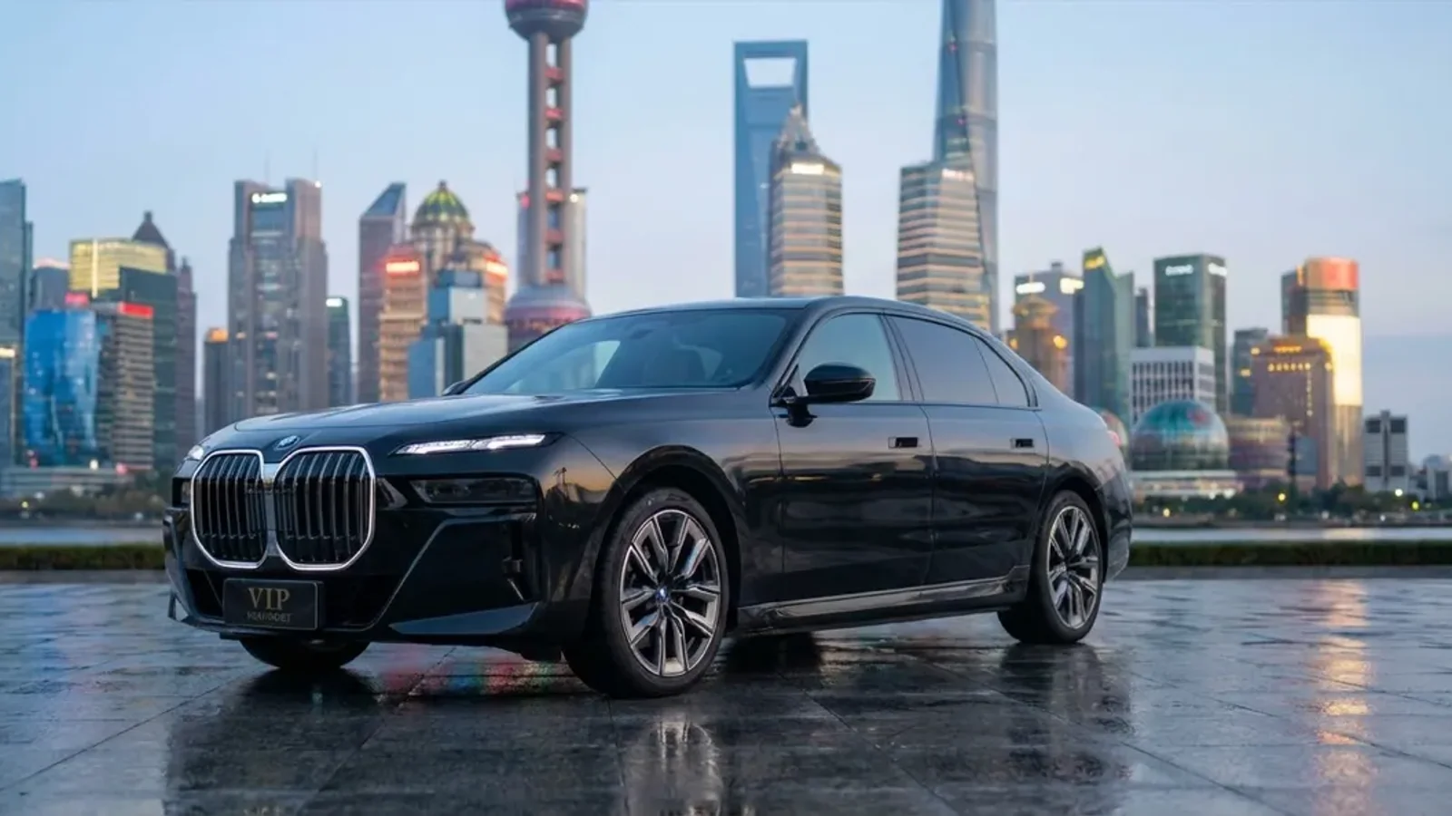 Premium executive sedan staged for a Shanghai roadshow day